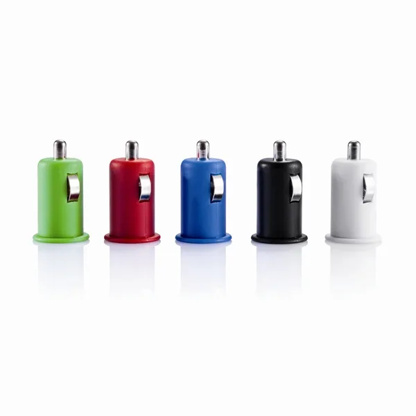 Kleine autolader met USB-poort voor de 12V-aansluiting