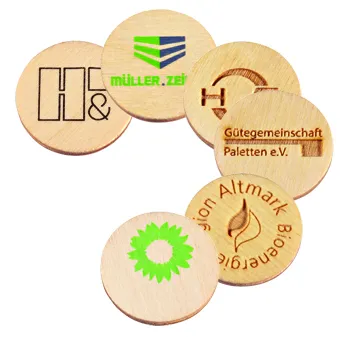 Rond houten winkelwagenmuntje met gegraveerd logo