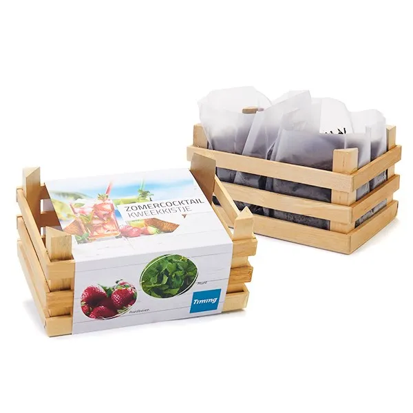 Houten kweekkistje met kweekset voor een zomercocktail