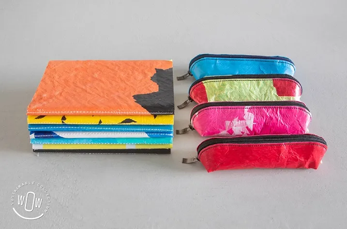 Notitieboekje en etui van gerecyclede plastic tassen