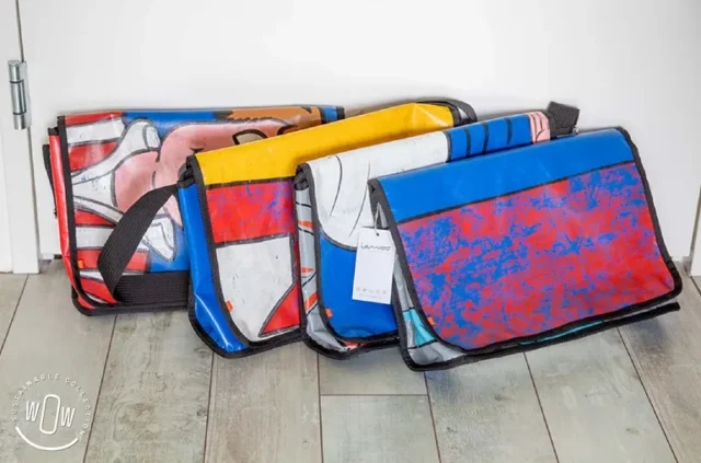 Vrolijk gekleurde tas van oude springkussens