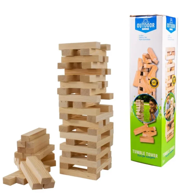 Stapeltoren van grote houten blokken