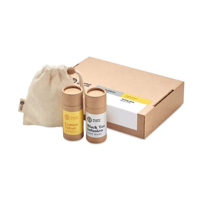 Geschenkset in koker met washandje en verzorgingsproducten